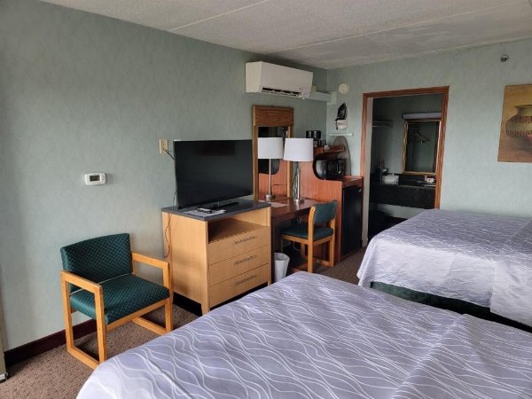 Downtown Inn image 15